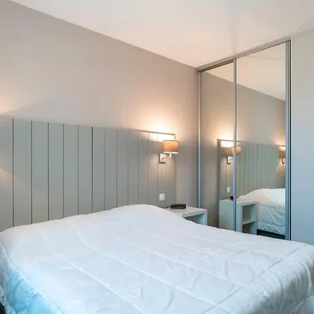 Les Thermes 404 - Appt Proche Plage Avec Piscine Partagee Concarneau Exterior photo