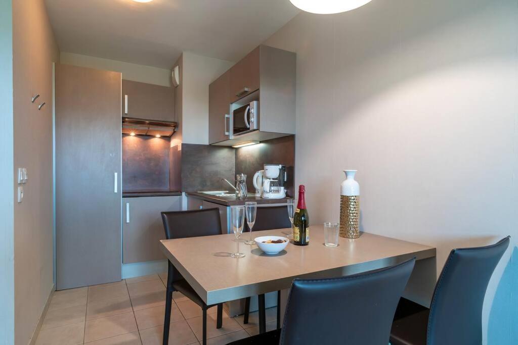 Apartment Les Thermes 404 - Appt Proche Avec Piscine Partagee Concarneau