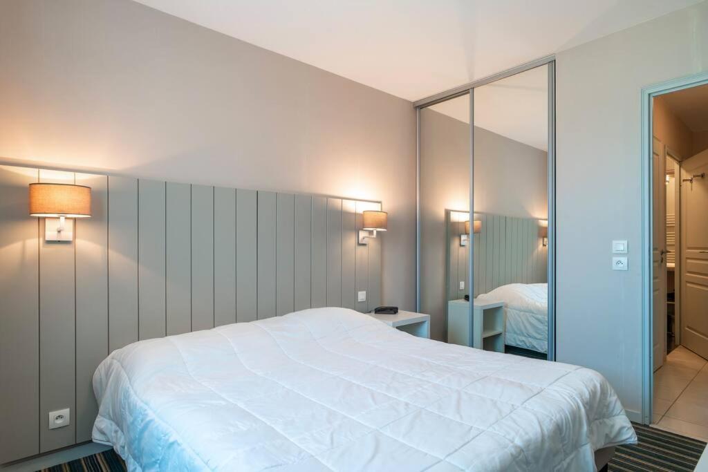 Apartment Les Thermes 404 - Appt Proche Avec Piscine Partagee *