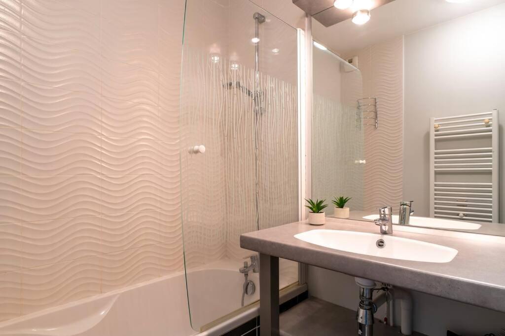 Apartment Les Thermes 404 - Appt Proche Avec Piscine Partagee *